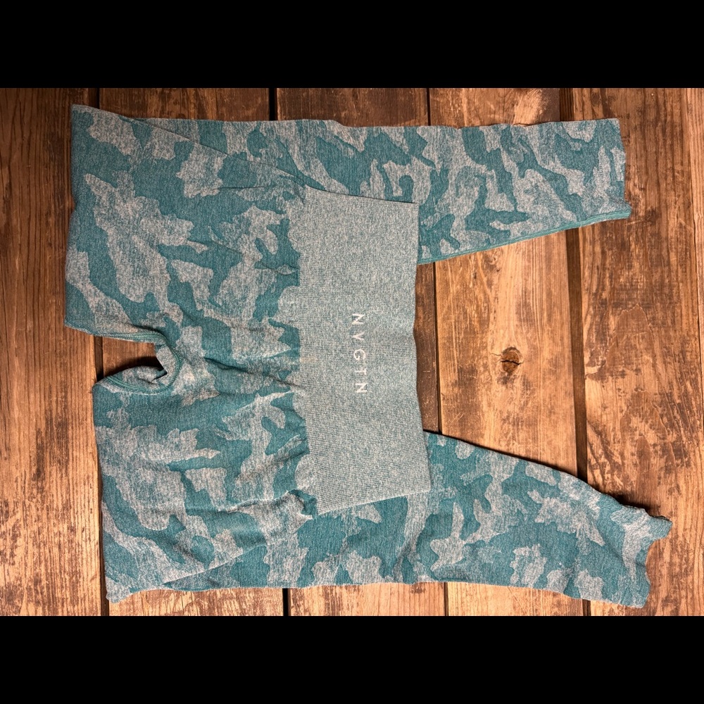 NVGTN leggings size XS